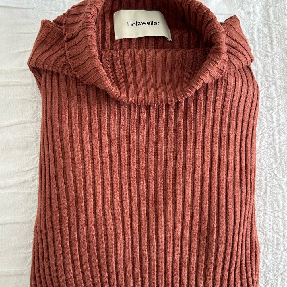 Holzweiler Women's Ribbed Long Sleeve - Terracotta
